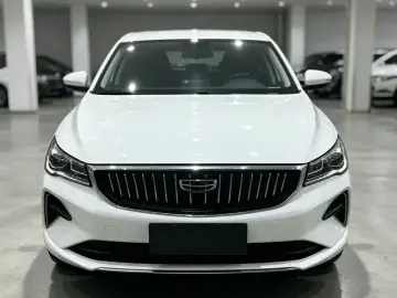 2022 Geely Emgrand с пробегом 42 000 км