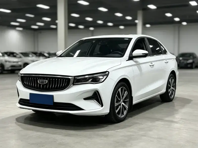2022 Geely Emgrand с пробегом 31 000 км