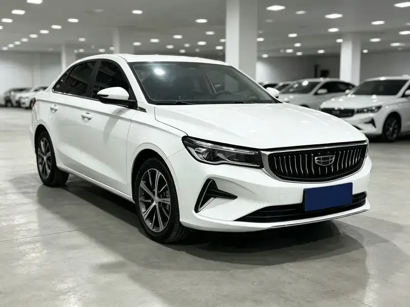 2022 Geely Emgrand с пробегом 31 000 км