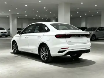 2022 Geely Emgrand с пробегом 31 000 км