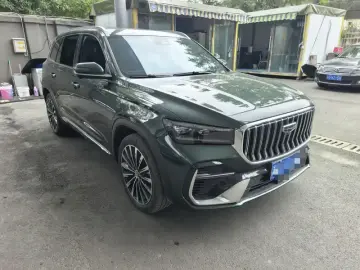 2026 Geely Monjaro с пробегом 14 000 км