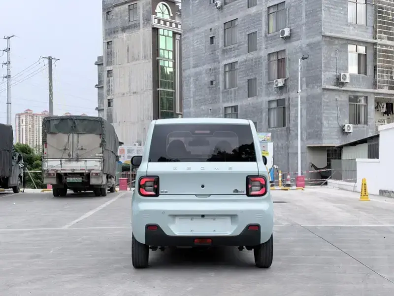 2023 Geely Panda с пробегом 23 000 км