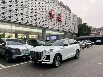 Hongqi HS3