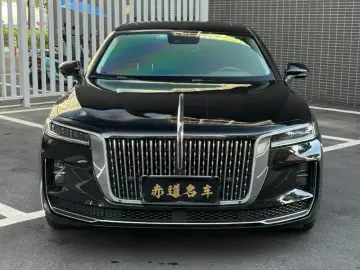 2020 Hongqi H9 с пробегом 44 000 км