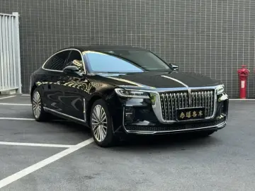 2020 Hongqi H9 с пробегом 44 000 км