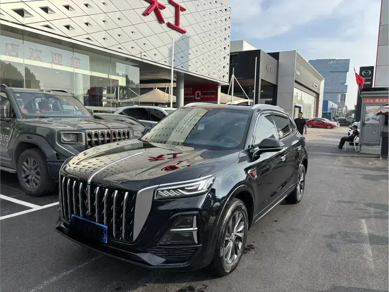 2023 Hongqi HS5 с пробегом 51 000 км