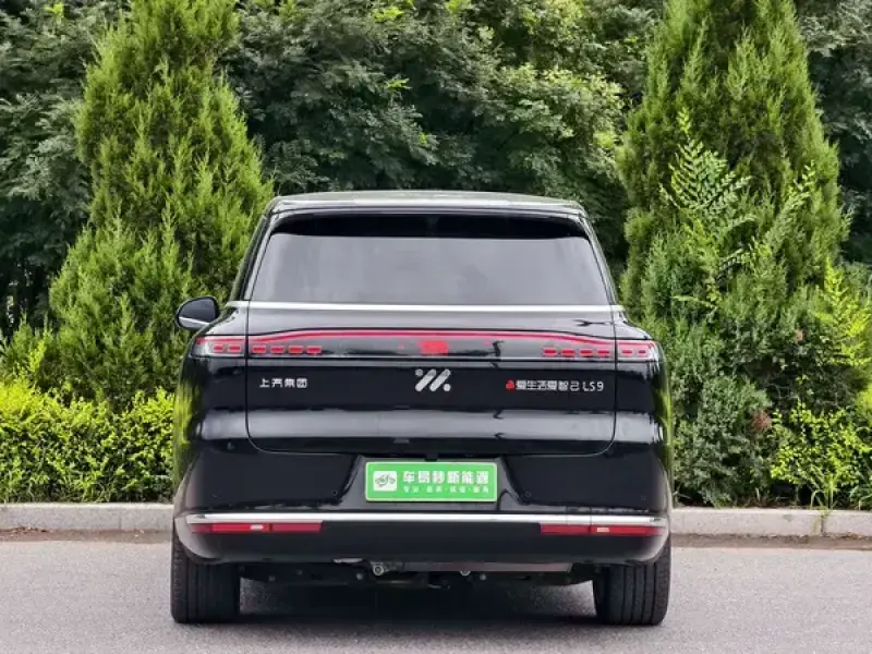 2026 IM Motors (Zhiji) LS9 с пробегом 13 000 км