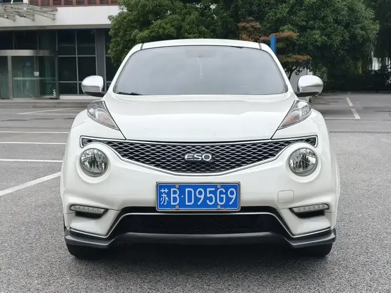 2014 Infiniti ESQ с пробегом 77 000 км