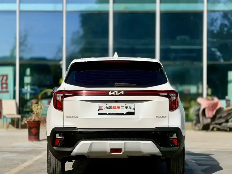 2023 Kia Seltos с пробегом 29 000 км