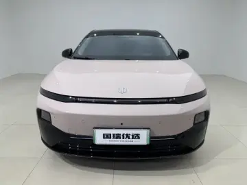 2025 Leapmotor B01 с пробегом 12 000 км