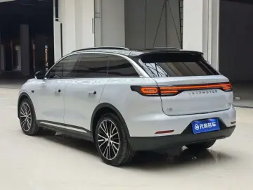 2026 Leapmotor C11 с пробегом 12 000 км
