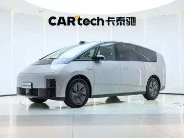 Li Auto (Lixiang) Mega