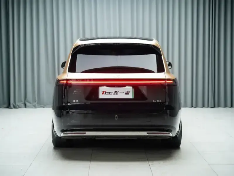 2026 Li Auto (Lixiang) L9 с пробегом 7 000 км