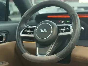 2021 Li Auto (Lixiang) One с пробегом 75 000 км