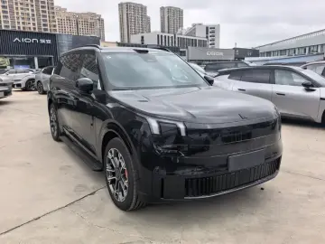 2025 Lynk & Co 900 с пробегом 1 000 км