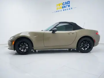2023 Mazda MX-5 с пробегом 18 000 км