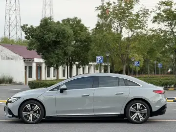 2022 Mercedes-Benz EQE с пробегом 55 000 км