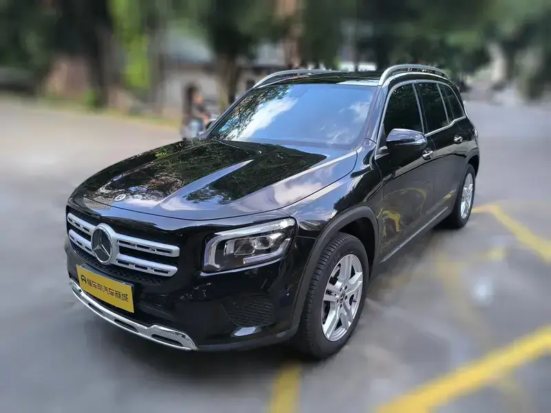2023 Mercedes-Benz GLB с пробегом 21 600 км