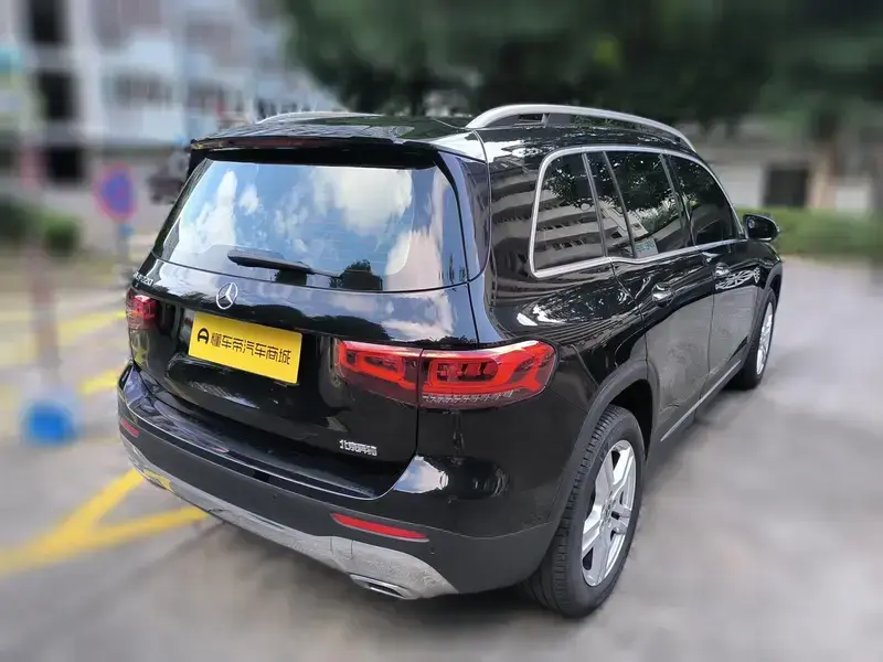 2023 Mercedes-Benz GLB с пробегом 21 600 км