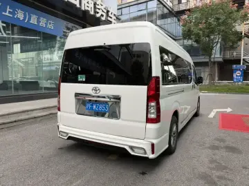 2024 Toyota HiAce с пробегом 37 000 км
