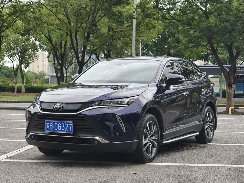 2022 Toyota Harrier с пробегом 47 000 км