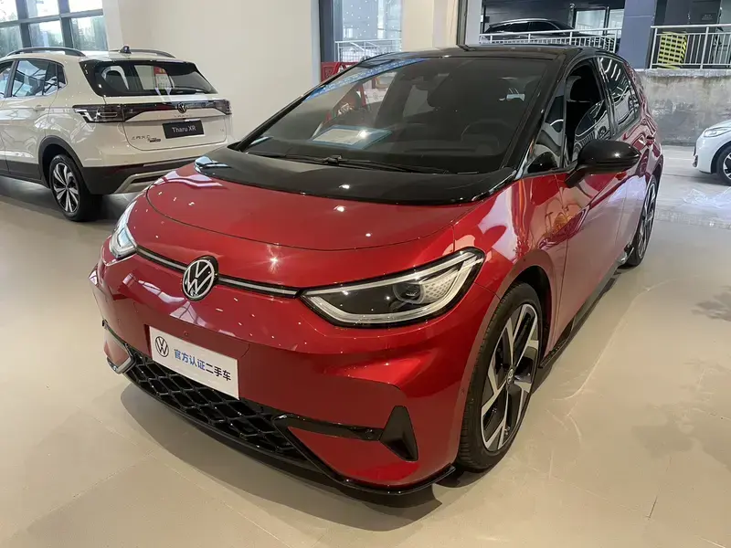 2026 Volkswagen ID.3 с пробегом 21 000 км