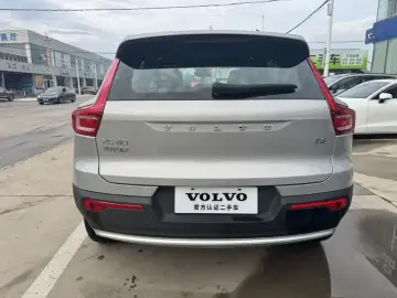 2024 Volvo XC40 с пробегом 69 000 км