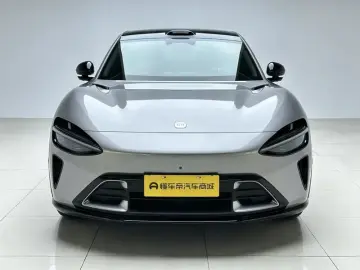 2025 Xiaomi YU7 с пробегом 27 800 км