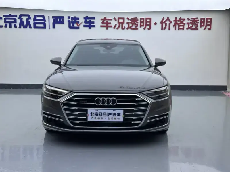 2021 Audi A8 с пробегом 20 000 км