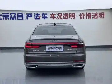 2021 Audi A8 с пробегом 20 000 км