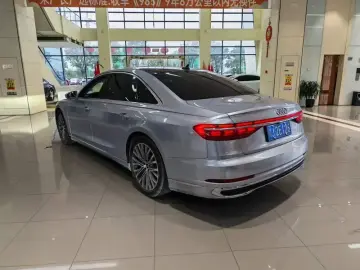 2023 Audi A8 с пробегом 68 000 км