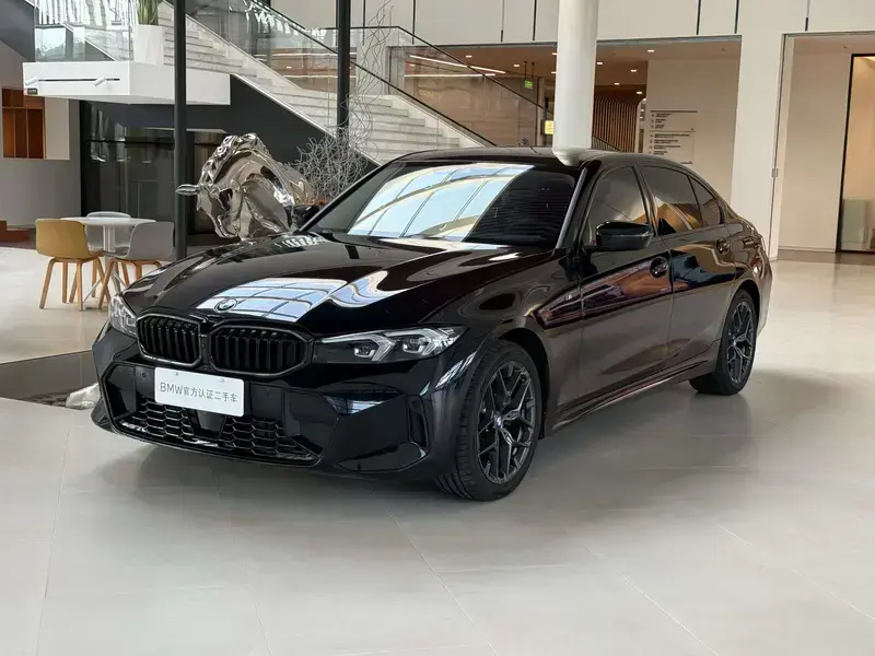 2025 BMW 3 серии с пробегом 15 000 км