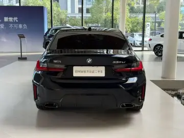2025 BMW 3 серии с пробегом 15 000 км