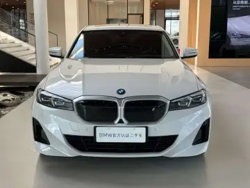2023 BMW i3 с пробегом 20 000 км