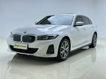 2023 BMW i3 с пробегом 28 500 км