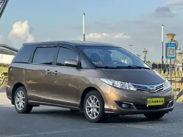 2013 BYD M6 с пробегом 196 000 км