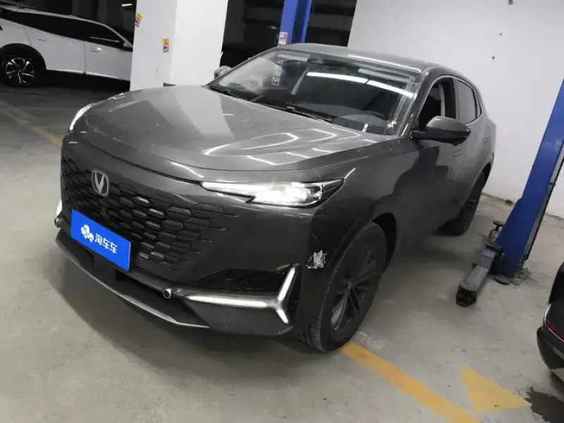 2023 Changan UNI-K с пробегом 26 000 км