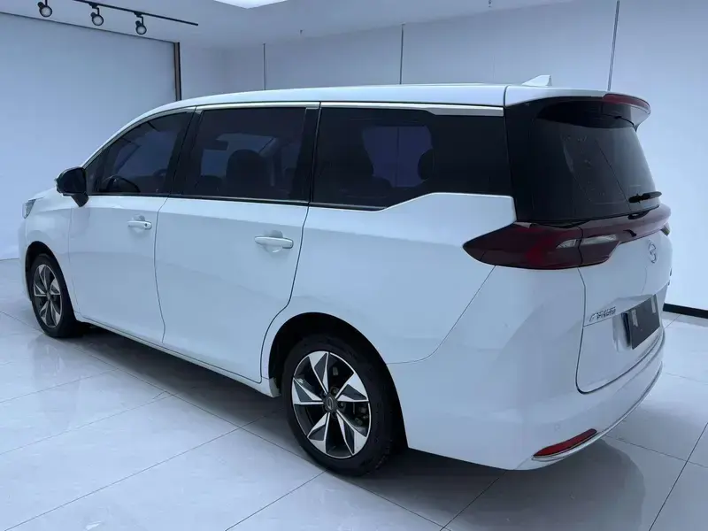 2021 GAC Trumpchi M6 с пробегом 55 000 км