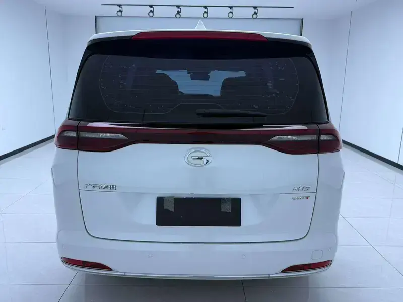 2021 GAC Trumpchi M6 с пробегом 55 000 км