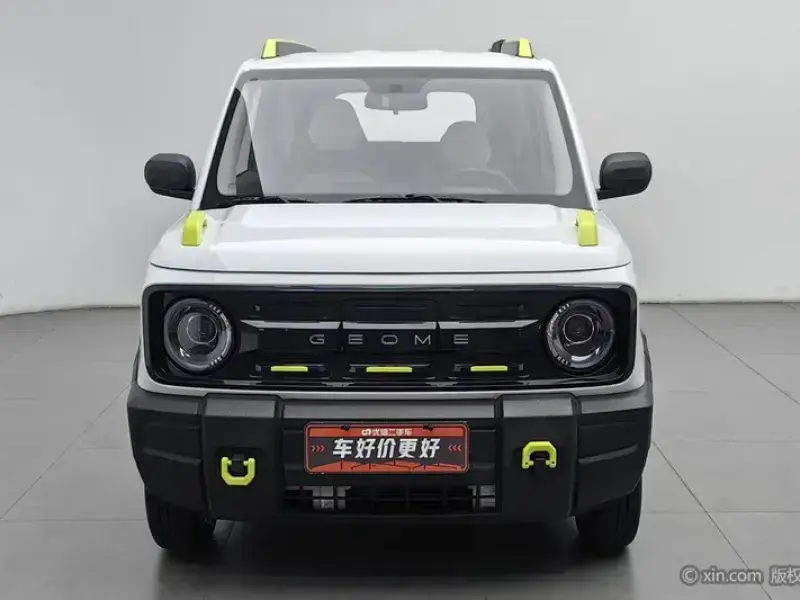 2025 Geely Panda с пробегом 13 900 км