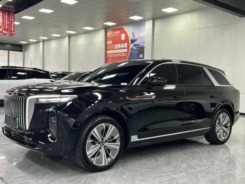 2022 Hongqi E-HS9 с пробегом 20 000 км