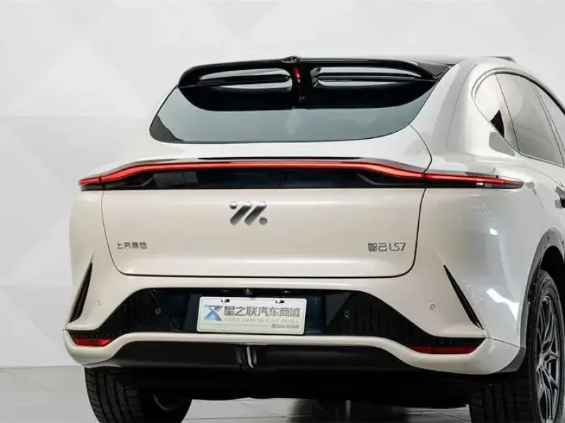 2024 IM Motors (Zhiji) LS7 с пробегом 100 км