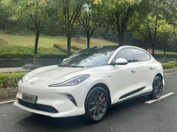 IM Motors (Zhiji) LS6