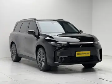 2024 Leapmotor C16 с пробегом 18 800 км