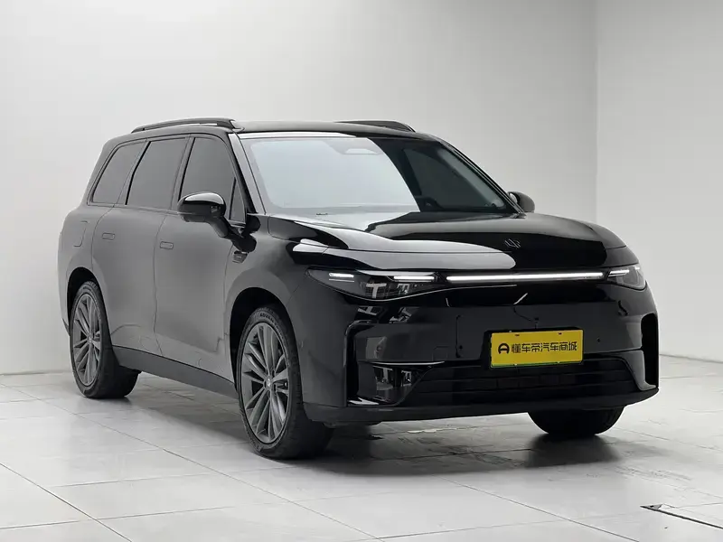 2024 Leapmotor C16 с пробегом 18 800 км