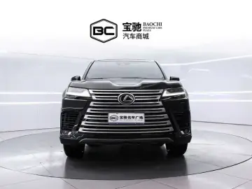 2025 Lexus LX с пробегом 5 000 км