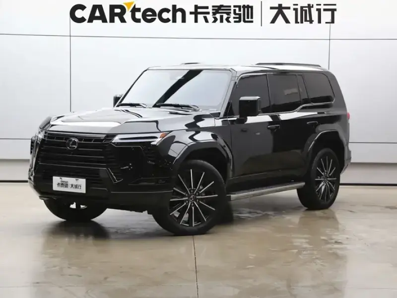 2024 Lexus GX с пробегом 26 000 км