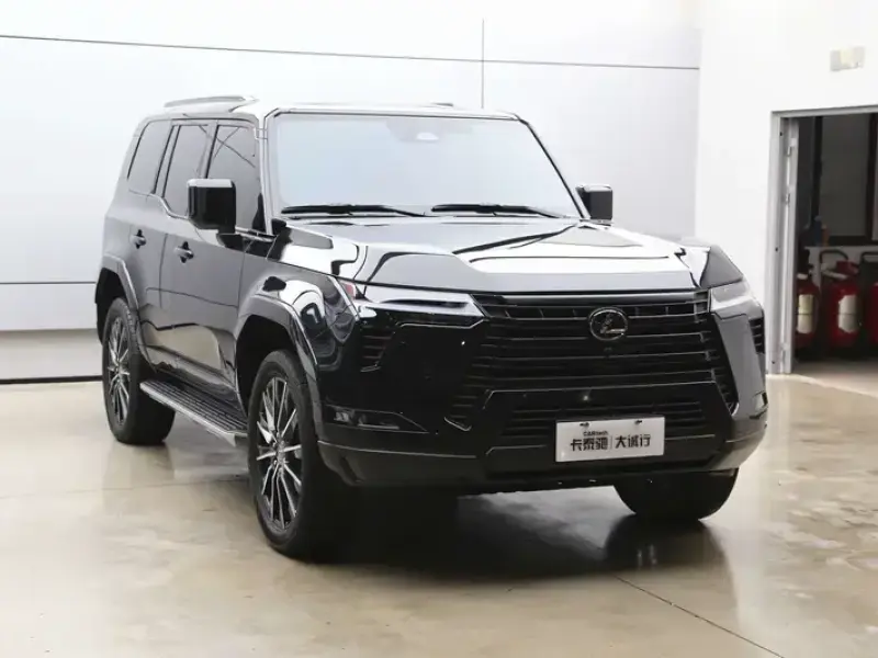 2024 Lexus GX с пробегом 26 000 км