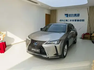 2020 Lexus UX с пробегом 87 000 км