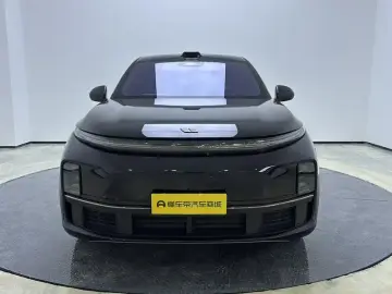 2024 Li Auto (Lixiang) L7 с пробегом 31 400 км